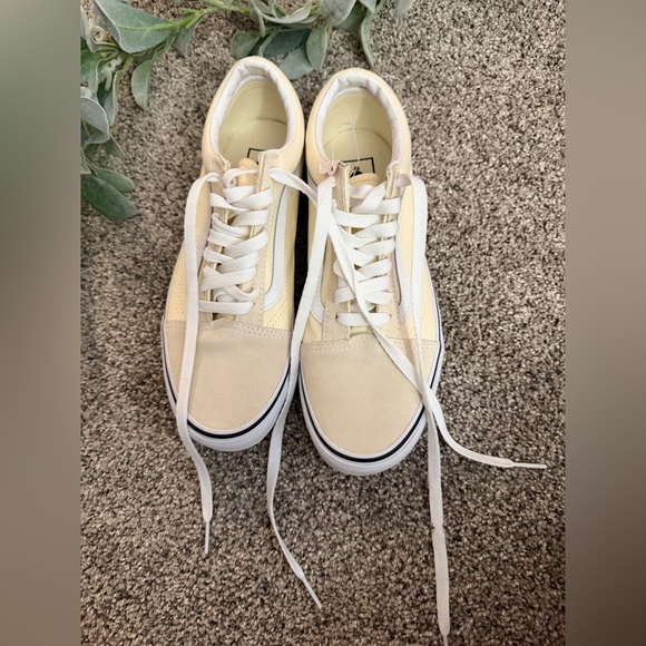 NWT Vans Old Skool Sneakers Shoes Size 8 - Picture 5 of 9